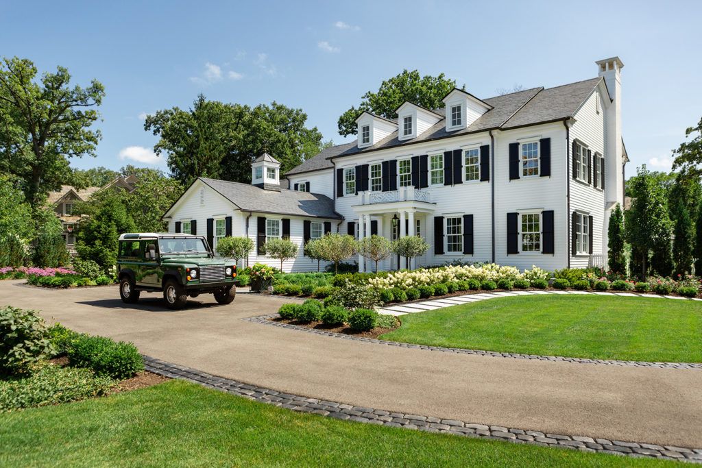 North Shore Colonial Residence Exterior