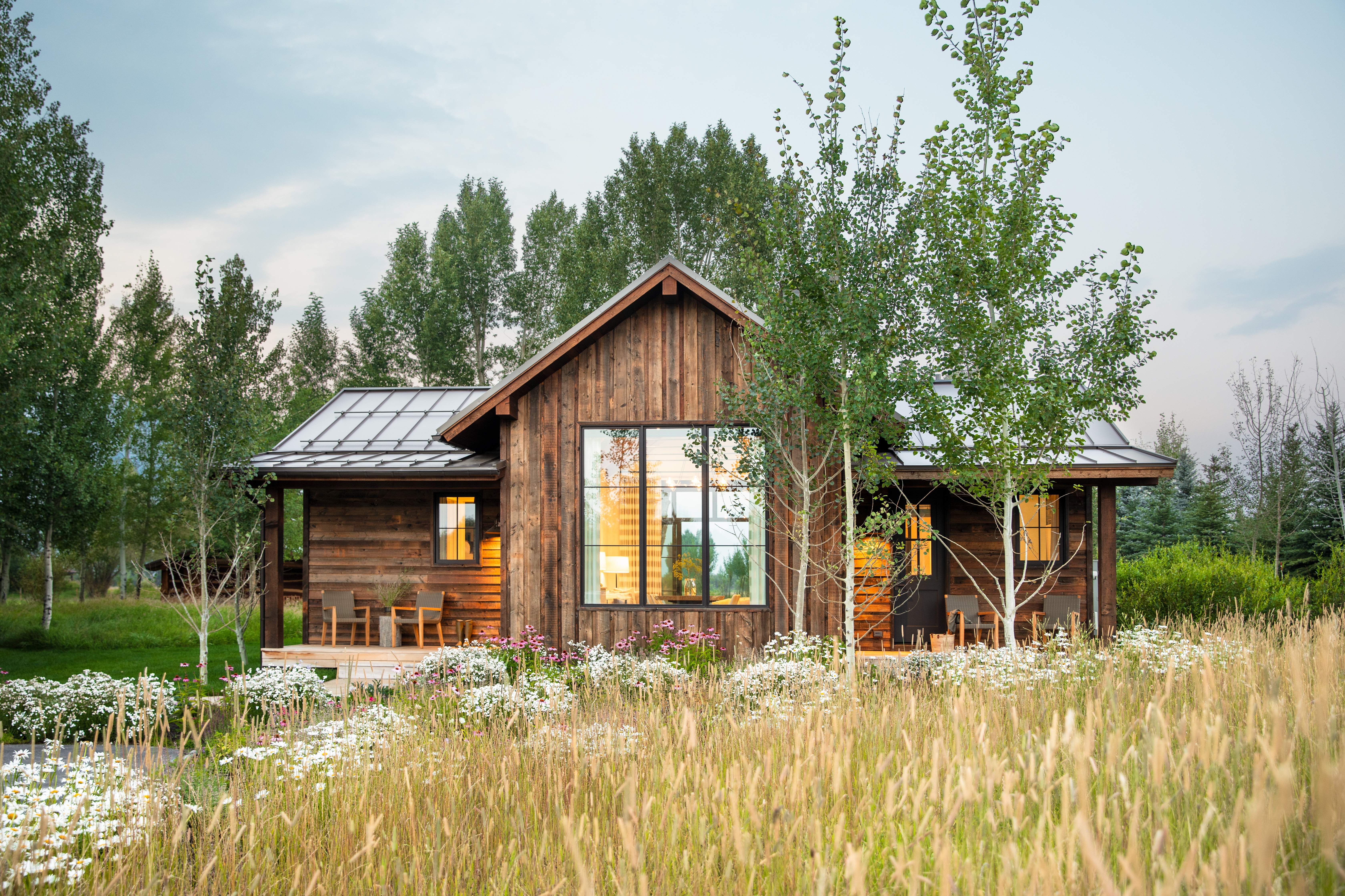 Snake River Cabin Exterior